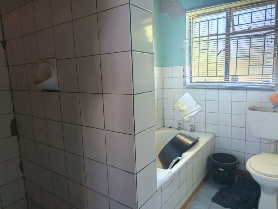 Commercial Property for Sale in Lakeview Free State